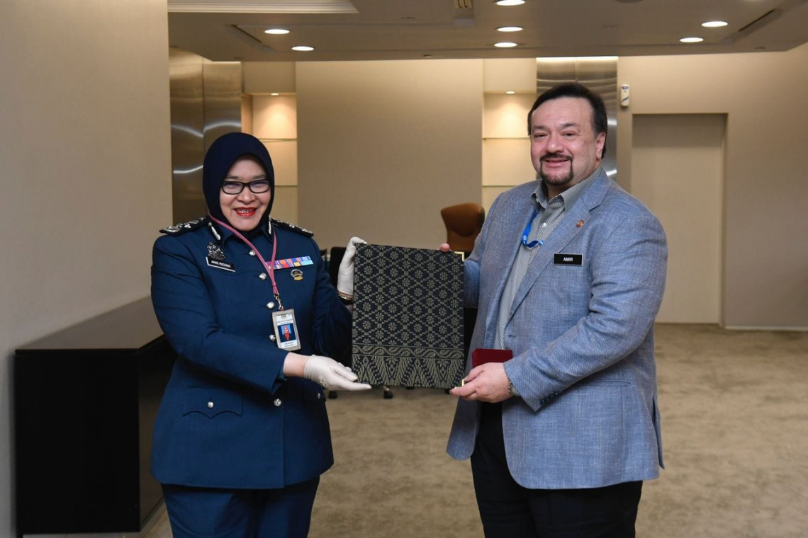 Kunjungan Hormat Ketua Pengarah JKDM